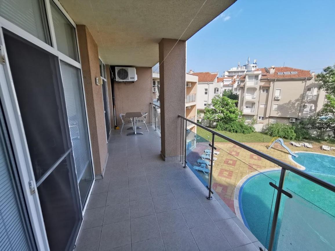 Appartement In Semiramida Gardens Slantchev Briag Extérieur photo